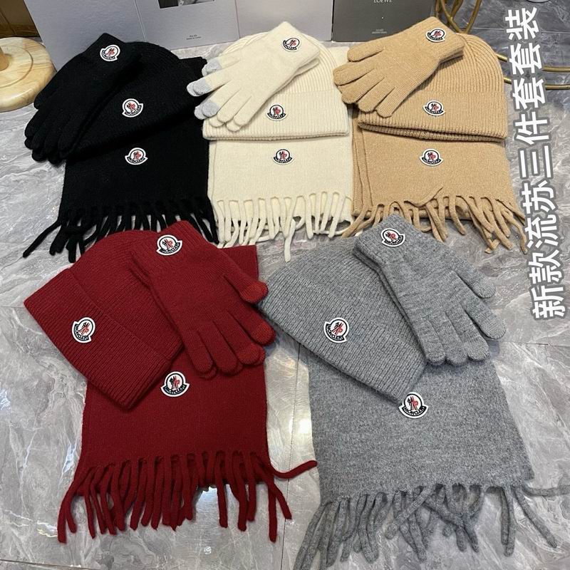 Moncler scarf hat gloves hm44